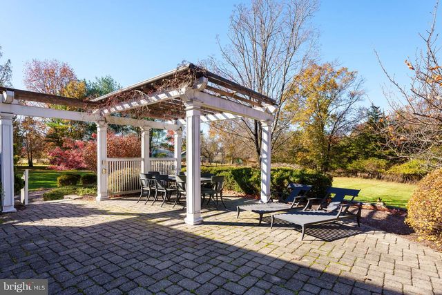 7 SILVER MAPLE CT, Belle Mead, NJ 08502