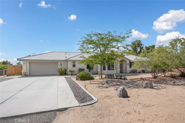 17112 Century Plant, Apple Valley, CA 92307