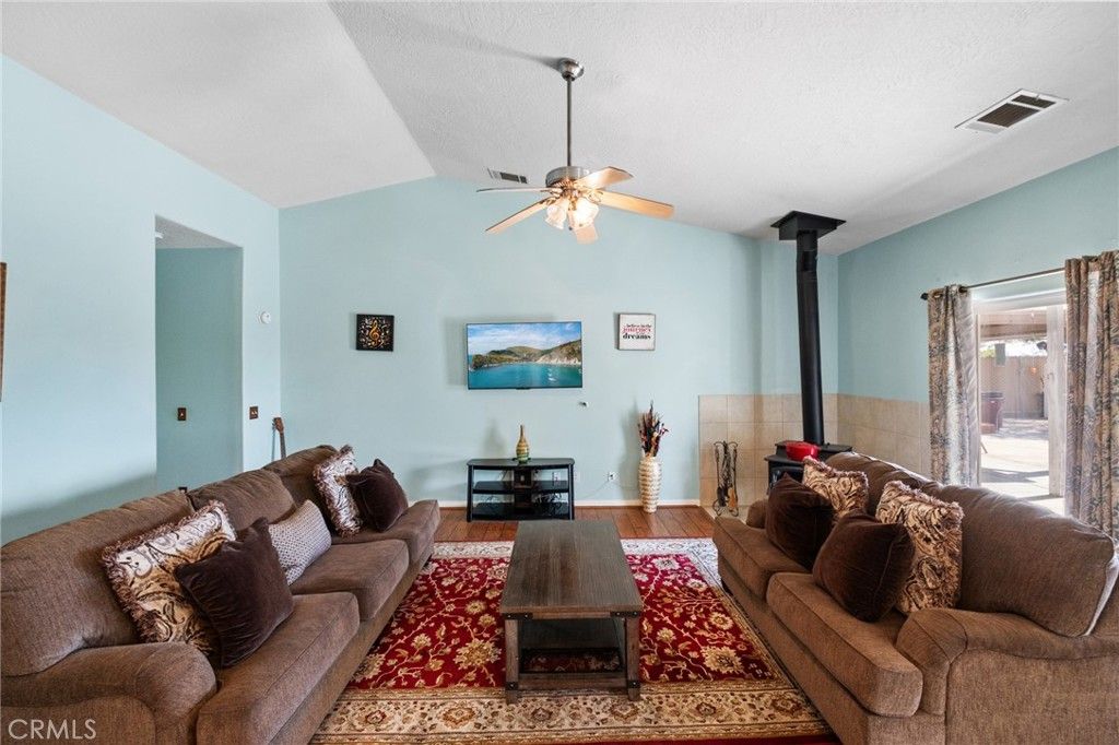 Image 20 of property listing at 17112 Century Plant, Apple Valley, CA 92307