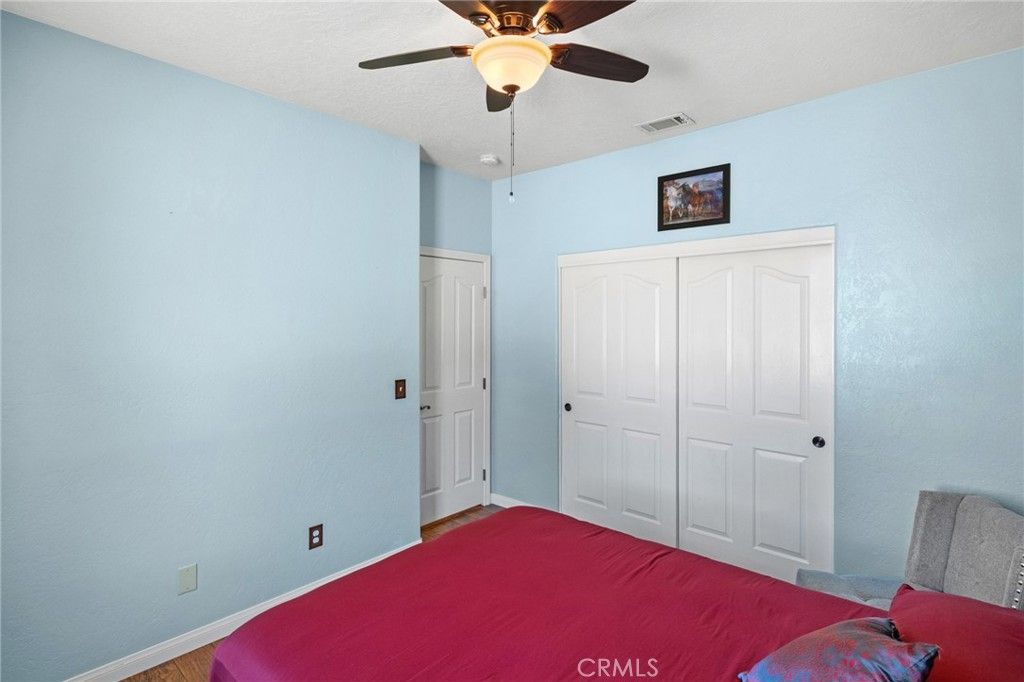 Image 30 of property listing at 17112 Century Plant, Apple Valley, CA 92307