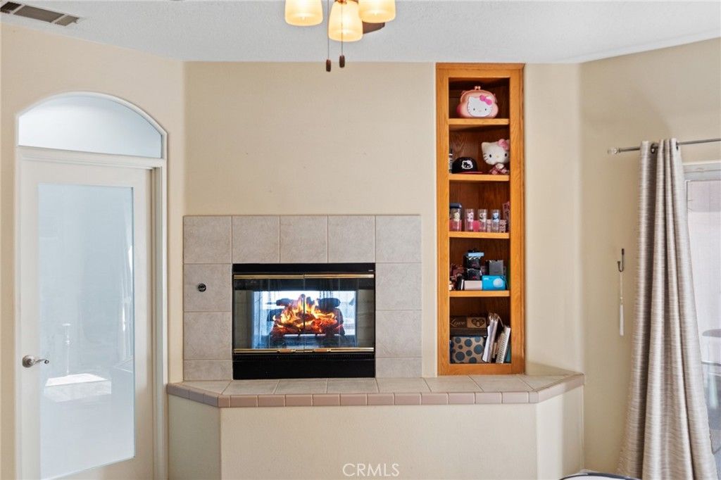 Image 33 of property listing at 17112 Century Plant, Apple Valley, CA 92307