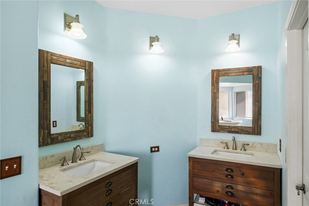 Image 36 of property listing at 17112 Century Plant, Apple Valley, CA 92307