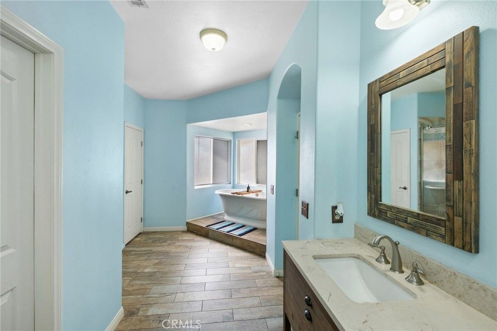 Image 37 of property listing at 17112 Century Plant, Apple Valley, CA 92307