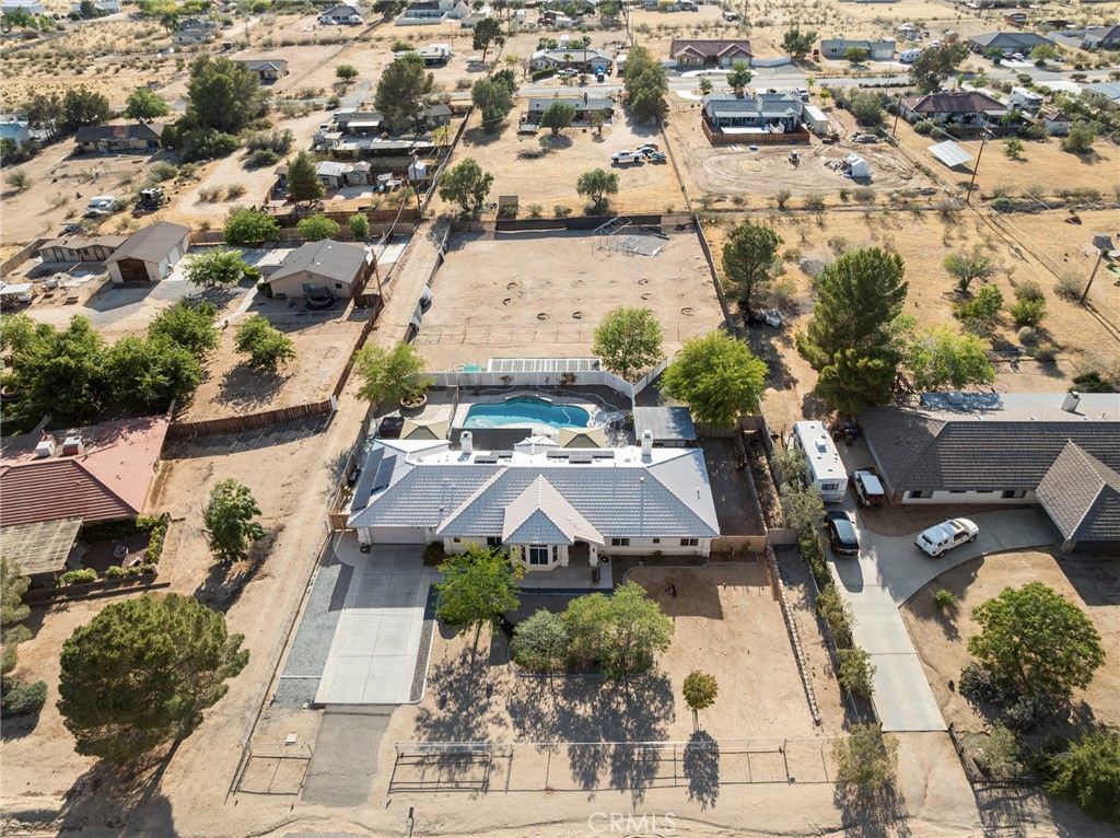 Image 53 of property listing at 17112 Century Plant, Apple Valley, CA 92307