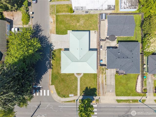902 North Street SE, Tumwater, WA 98501