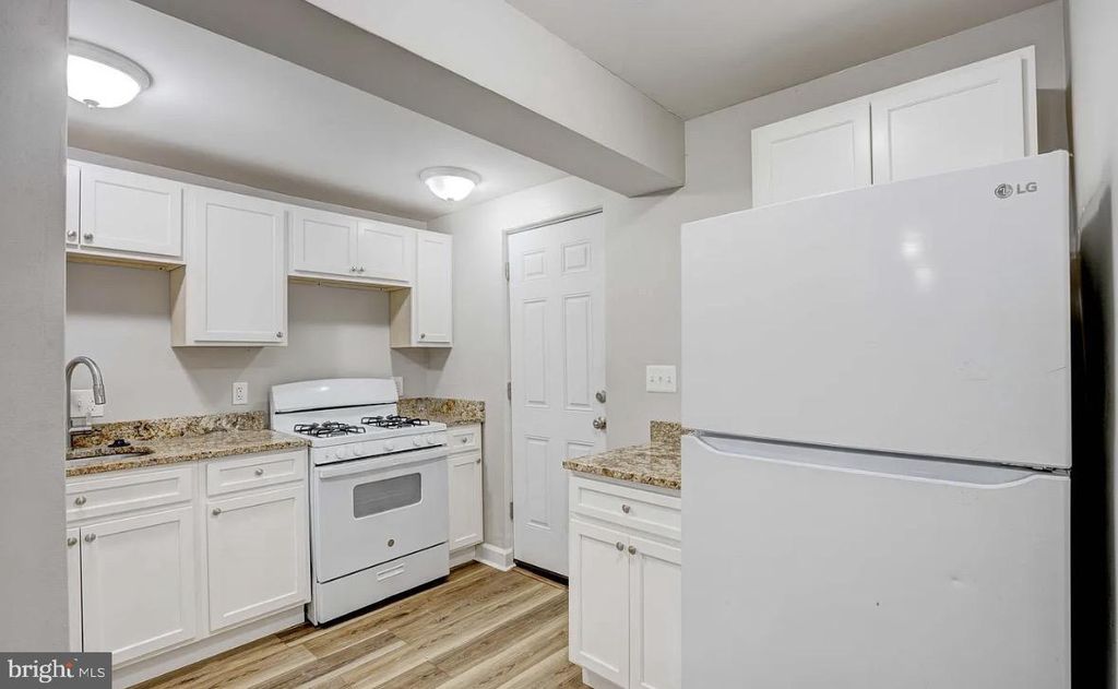 Image 20 of property listing at 712 WINSTON AVE, Baltimore, MD 21212