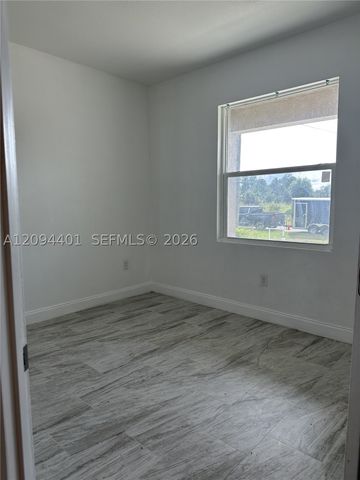 1240 Columbus Blvd A, Fort Myers, FL 33913