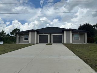 1240 Columbus Blvd A, Fort Myers, FL 33913