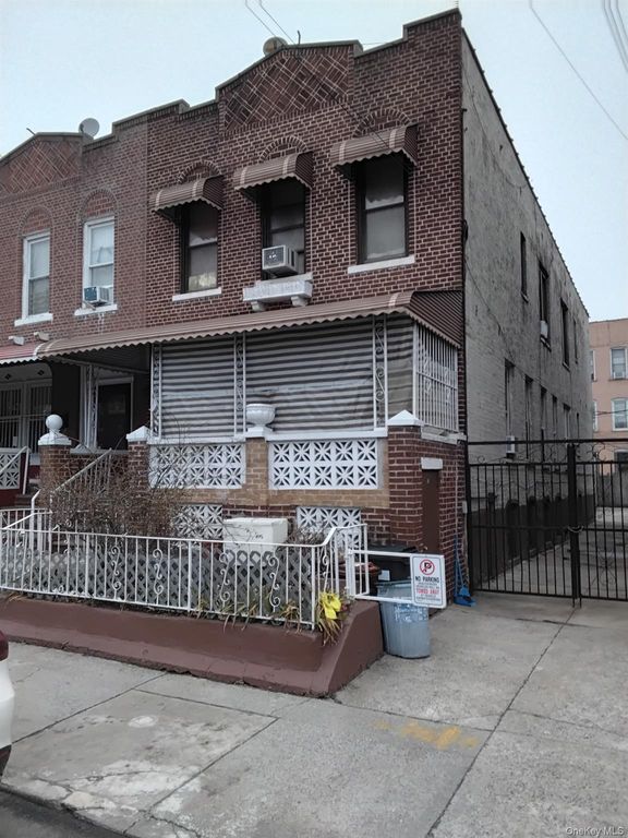 699 Bradford Street, Brooklyn, NY 11207