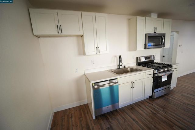 1360 99th ave, Oakland, CA 94603