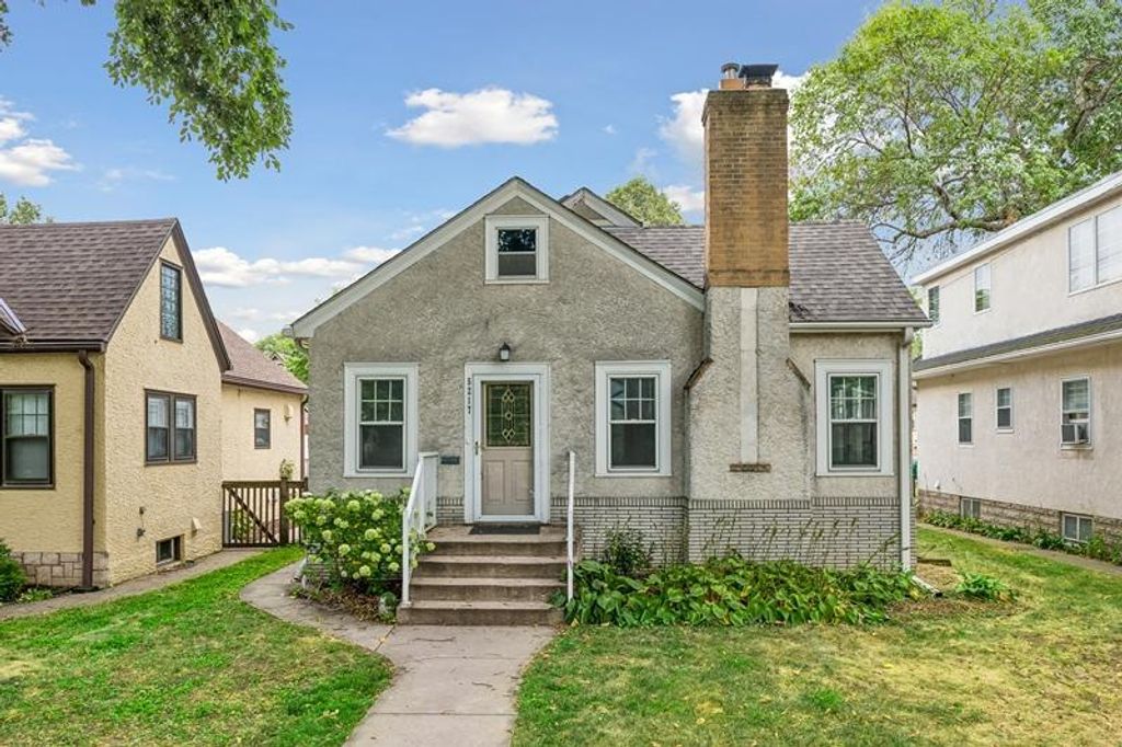 5217 Columbus Avenue, Minneapolis, MN 55417 — photo 2