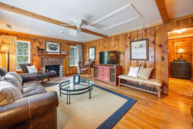 4335 Highway 48, N, Nunnelly, TN 37137