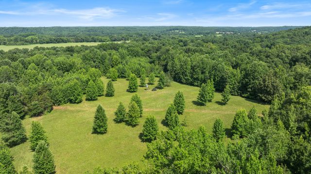 4335 Highway 48, N, Nunnelly, TN 37137