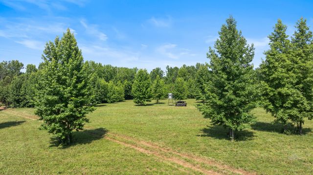 4335 Highway 48, N, Nunnelly, TN 37137
