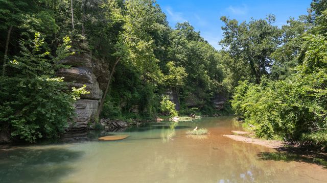4335 Highway 48, N, Nunnelly, TN 37137