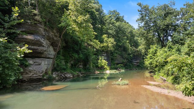 4335 Highway 48, N, Nunnelly, TN 37137