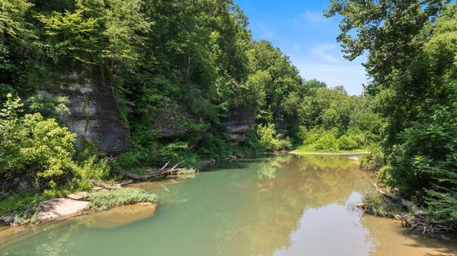 4335 Highway 48, N, Nunnelly, TN 37137