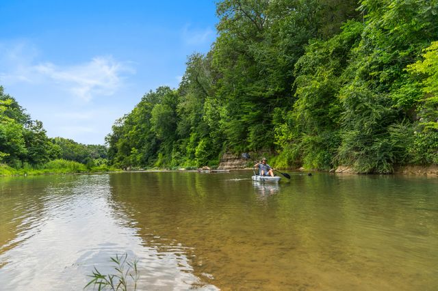 4335 Highway 48, N, Nunnelly, TN 37137