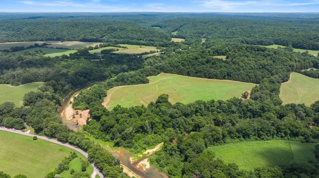4335 Highway 48, N, Nunnelly, TN 37137