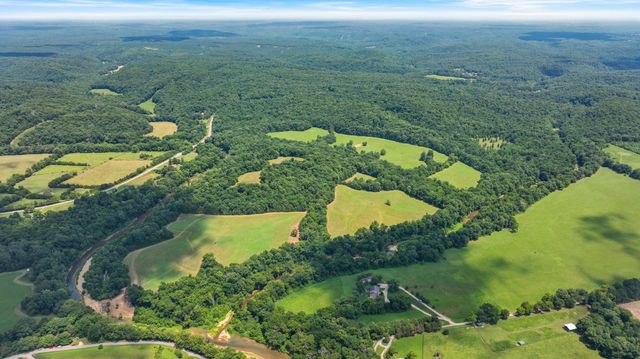 4335 Highway 48, N, Nunnelly, TN 37137