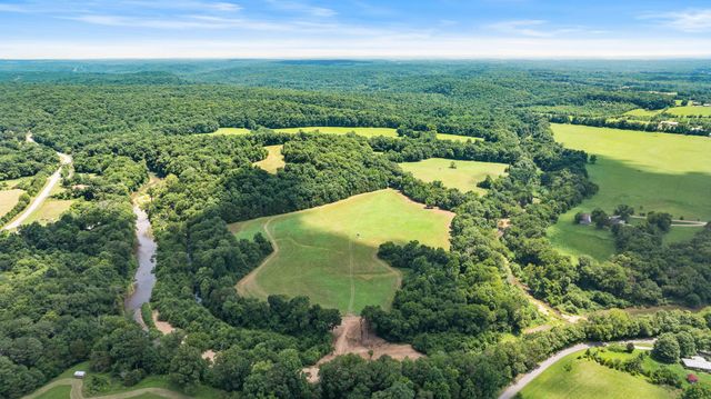 4335 Highway 48, N, Nunnelly, TN 37137