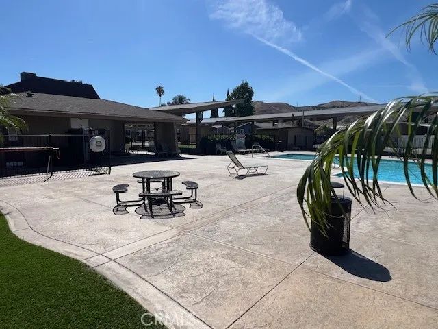4901 Green River Rd 104, Corona, CA 92878
