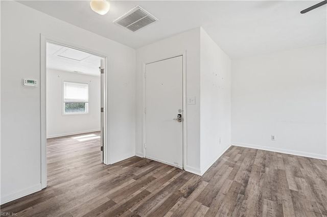 5217 Bonneydale RD, Virginia Beach, VA 23464