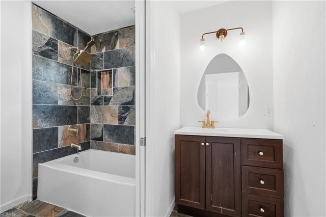 5217 Bonneydale RD, Virginia Beach, VA 23464