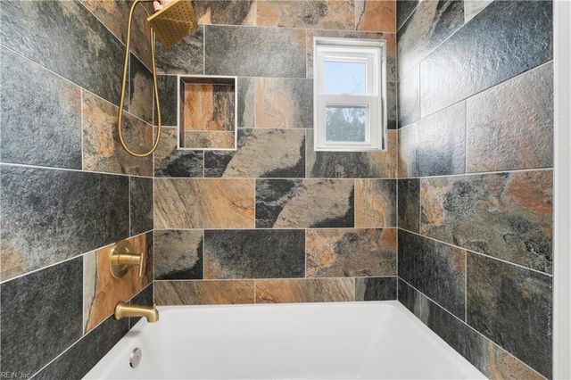 5217 Bonneydale RD, Virginia Beach, VA 23464