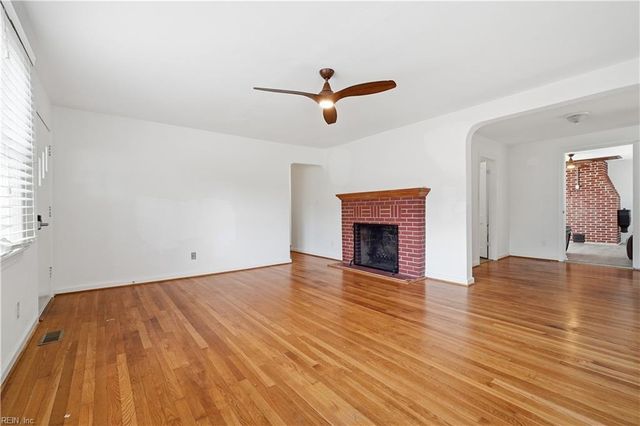 5217 Bonneydale RD, Virginia Beach, VA 23464