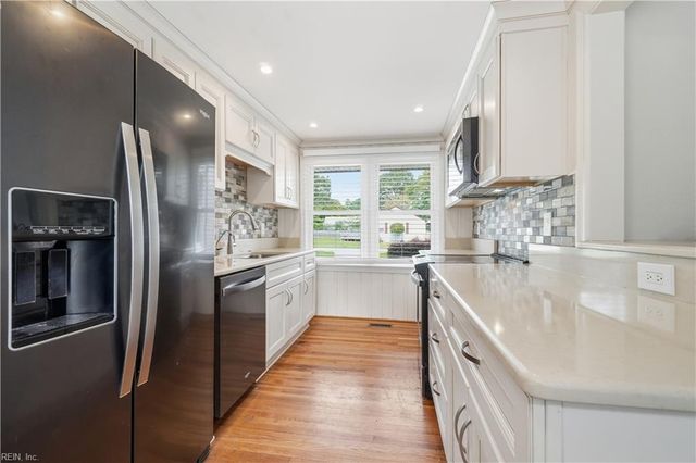 5217 Bonneydale RD, Virginia Beach, VA 23464
