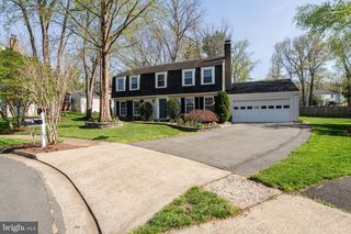 2285 MARGINELLA DR, Reston, VA 20191