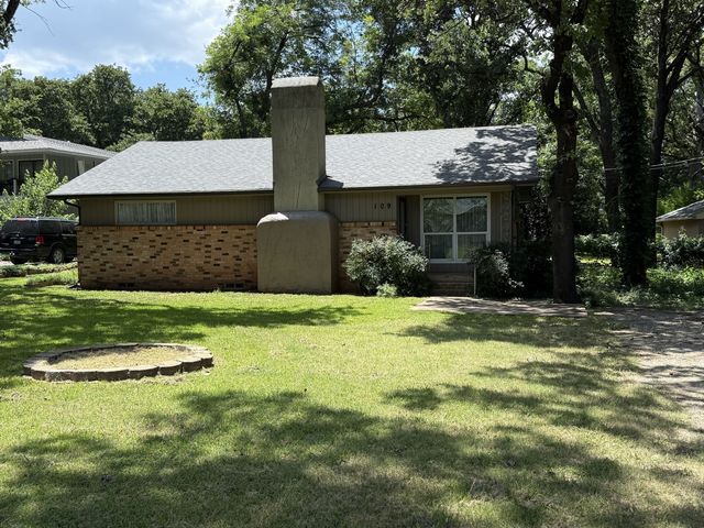 109 Churchill Lane, Pottsboro, TX 75076