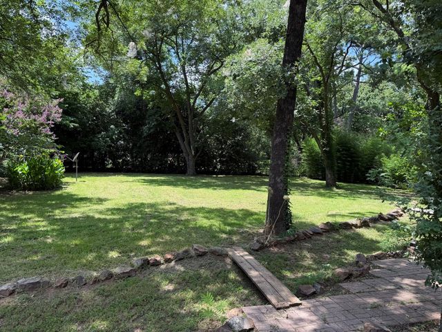 109 Churchill Lane, Pottsboro, TX 75076