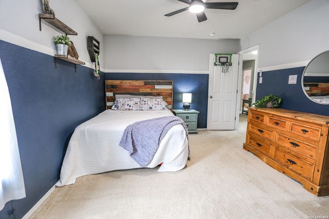 100 STEER LN, Cibolo, TX 78108