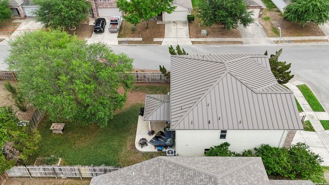 100 STEER LN, Cibolo, TX 78108