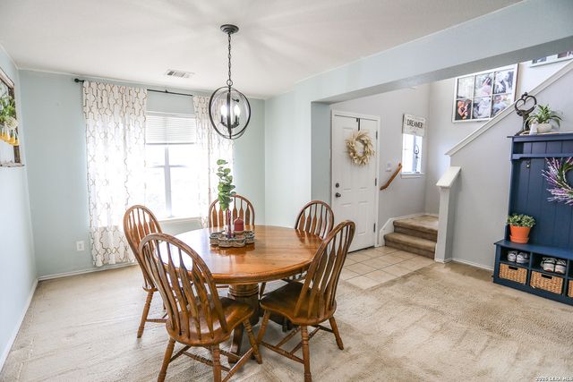 100 STEER LN, Cibolo, TX 78108