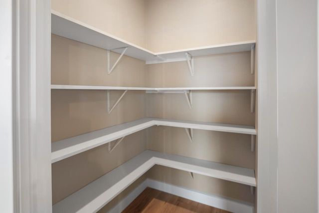 1450 DIVINITY DRIVE, De Pere, WI 54115