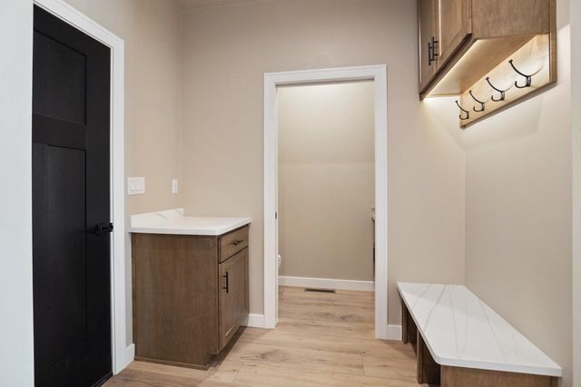 1450 DIVINITY DRIVE, De Pere, WI 54115