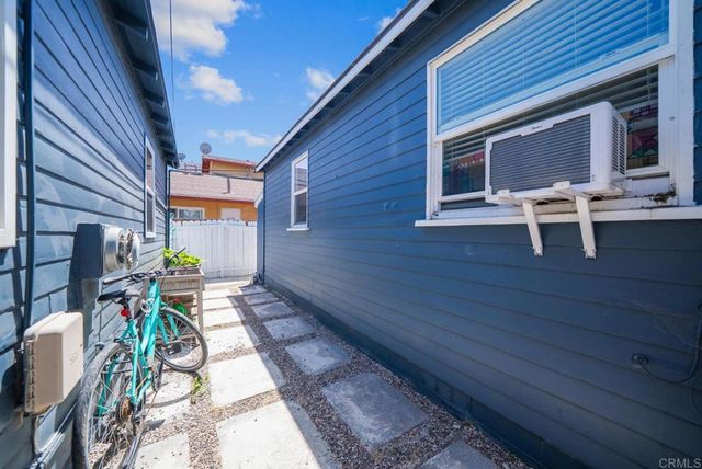 4499 Campus Avenue, San Diego, CA 92116