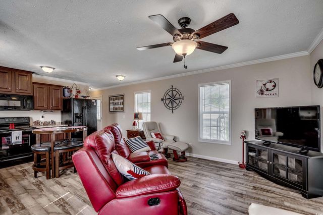 1527 Gardenia Ave., North Myrtle Beach, SC 29582