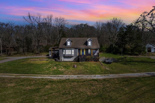 1830 Popes Chapel Rd, Thompsons Station, TN 37179