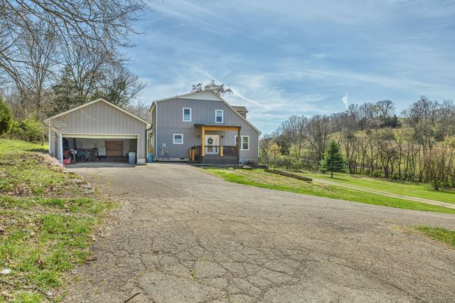 1830 Popes Chapel Rd, Thompsons Station, TN 37179