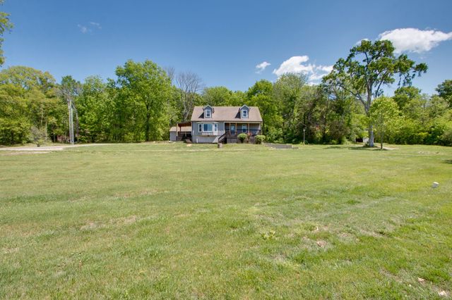 1830 Popes Chapel Rd, Thompsons Station, TN 37179