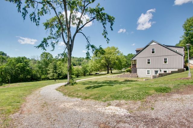 1830 Popes Chapel Rd, Thompsons Station, TN 37179
