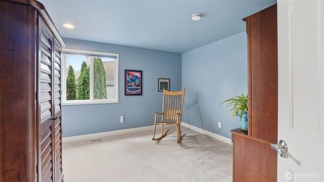 25919 SE 40th Court, Sammamish, WA 98029