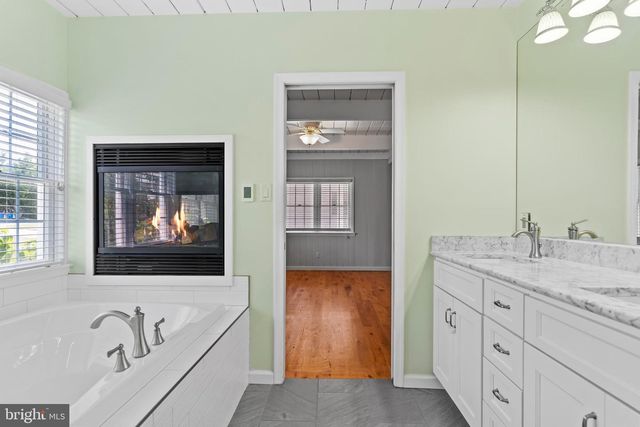 46 LAKE MEADE DR, East Berlin, PA 17316