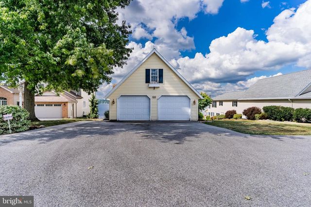46 LAKE MEADE DR, East Berlin, PA 17316