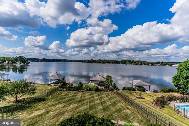 46 LAKE MEADE DR, East Berlin, PA 17316