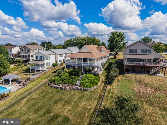 46 LAKE MEADE DR, East Berlin, PA 17316